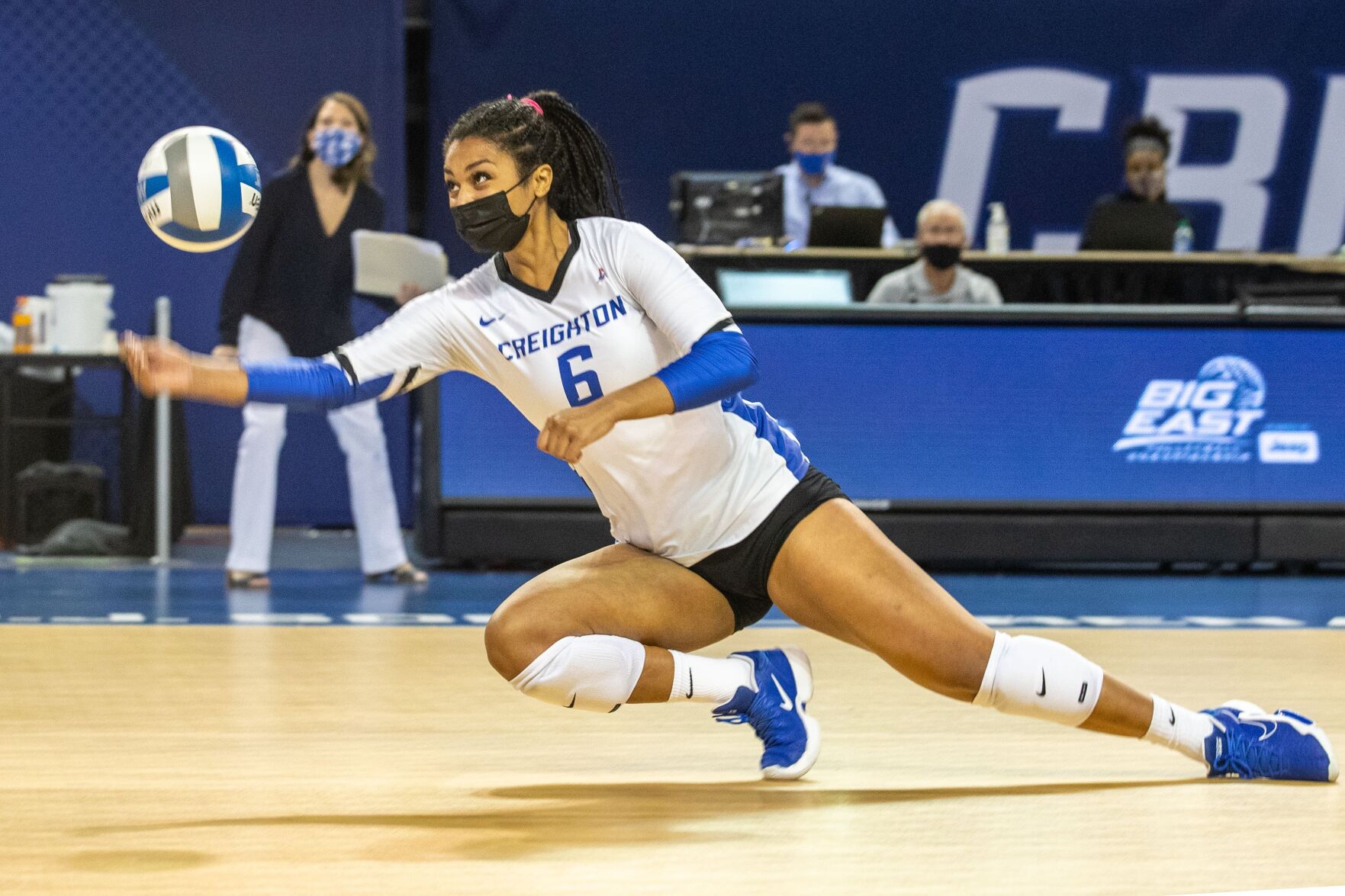 040421-owh-spo-cuvolley-pic-cm006
